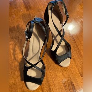 Dancing heels / new